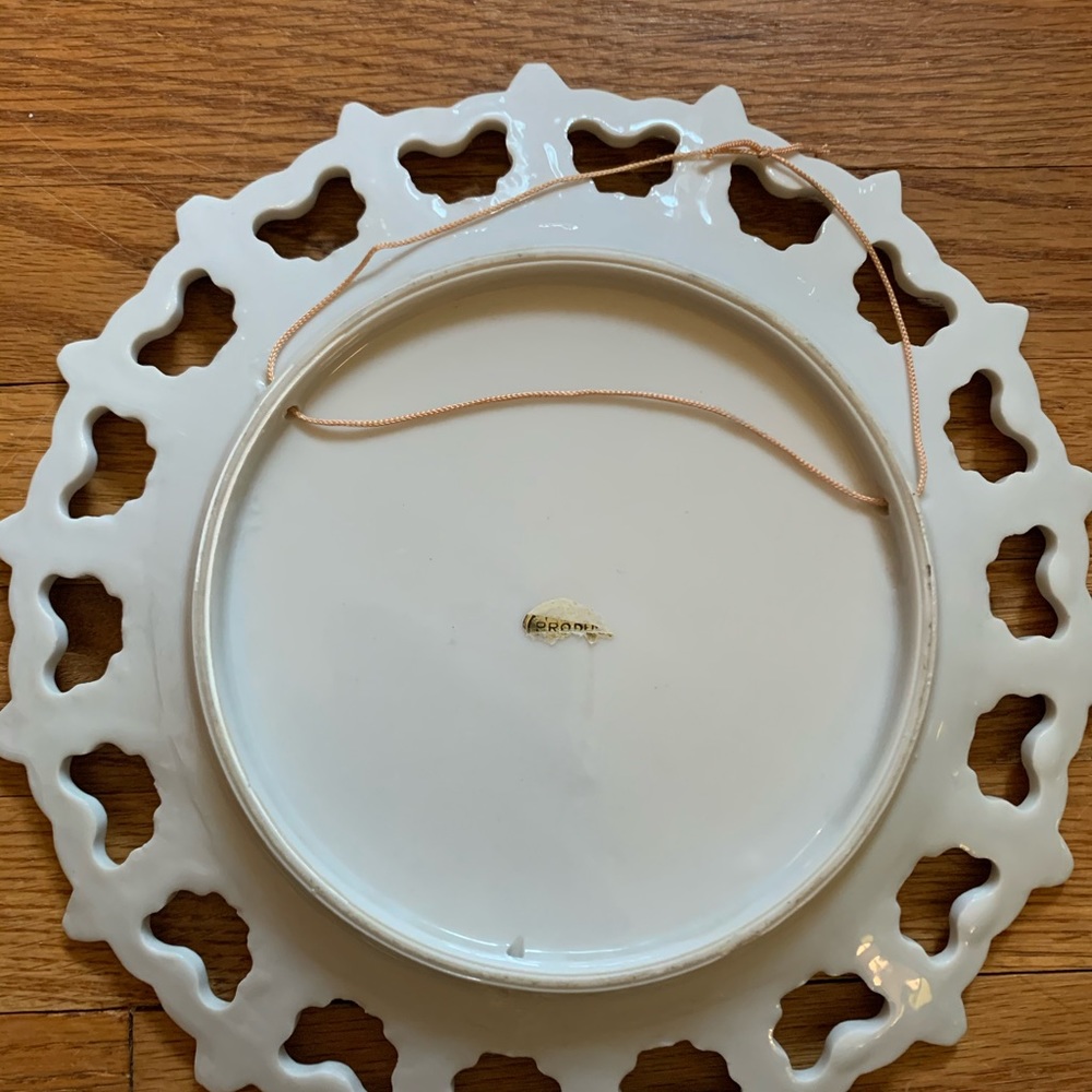 Vintage South Dakota Souvenir Plate - Picture 4 of 5